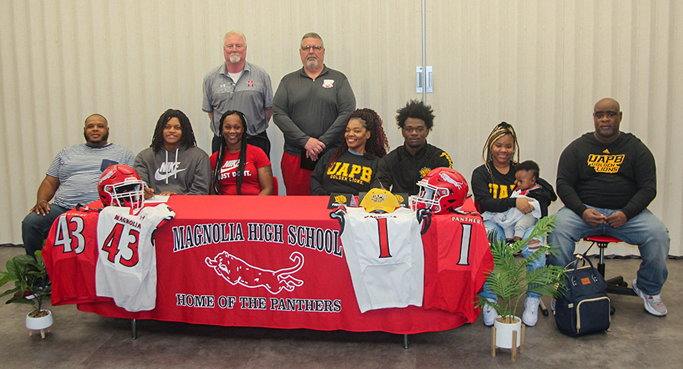 MHS Scholarship Signing